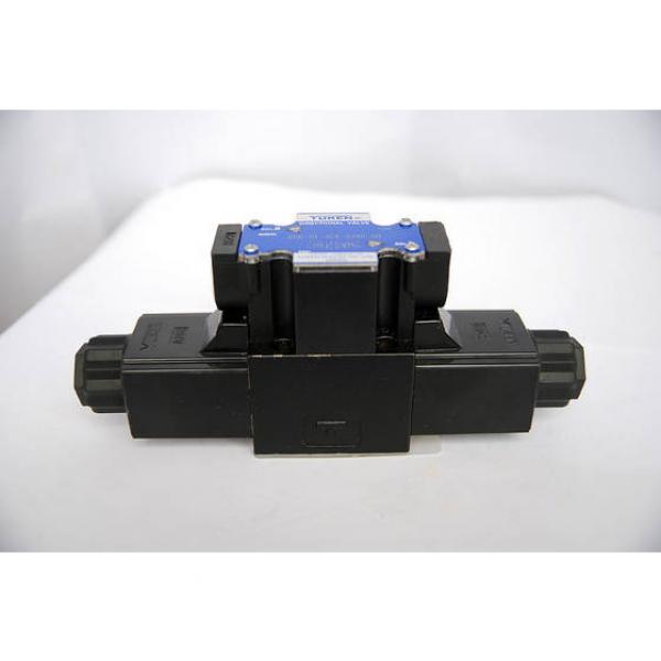 4WE6D62/EW230N9K4  BOSCH REXROTH R983030848  DIRECTIONAL CONTROL SOLENOID VALVE #1 image